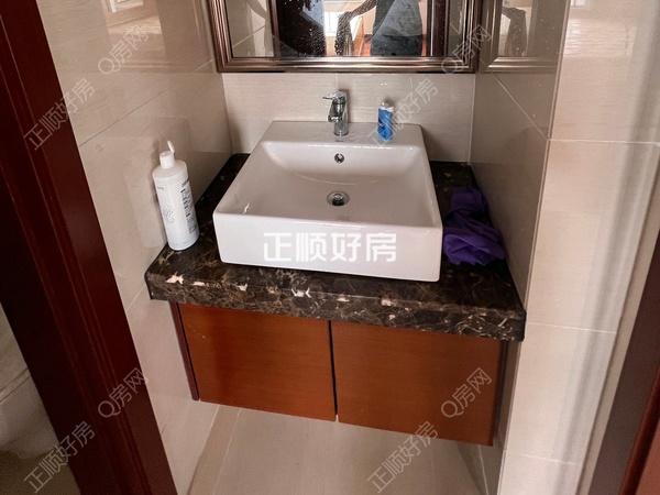 客厅