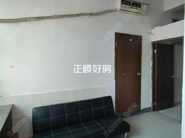 客厅