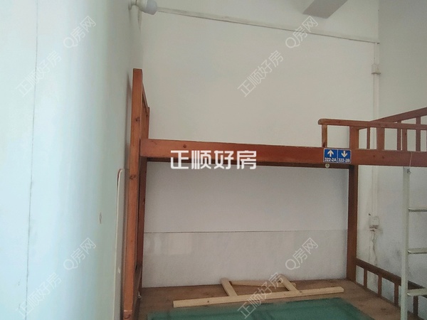 次卧