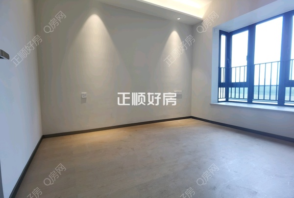 主卧