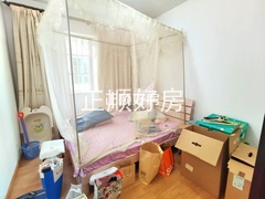 次卧