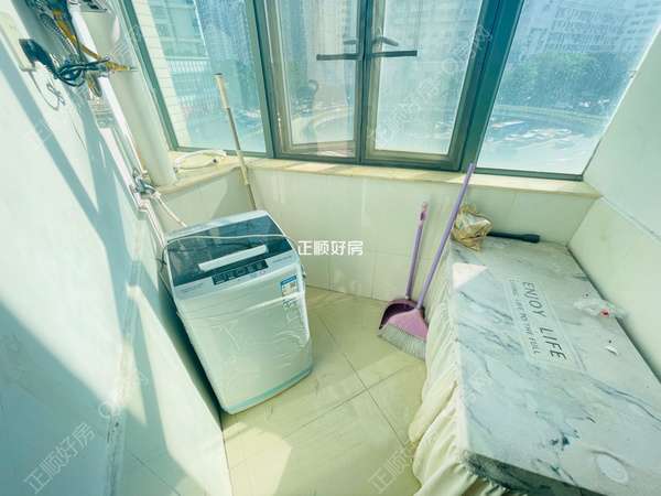 客厅