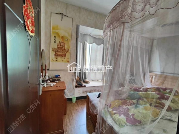 sAB8B69FEF91040CA88D952BB2F45555A.jpg