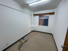 sF5E2752D6E76439B8B4D20F18D9016D1.jpg