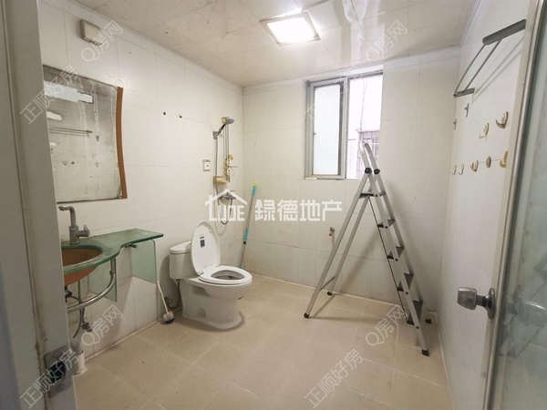sF99880DF547444CDA9416DBAEB5FCED7.jpeg