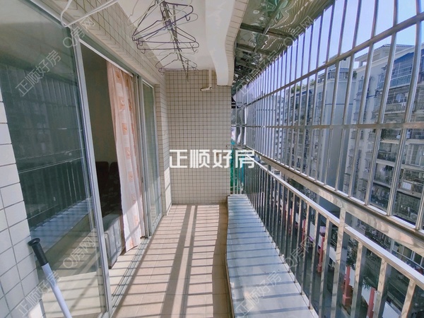 客厅