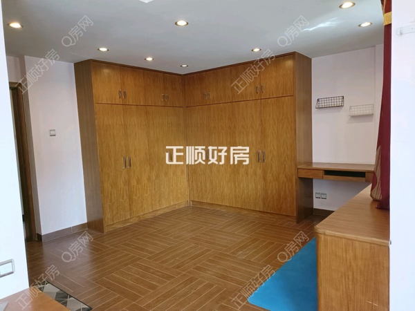 主卧