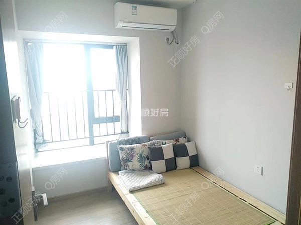 sB8E14E1495FC48AAA3ABB9A9AA1AD057.jpg
