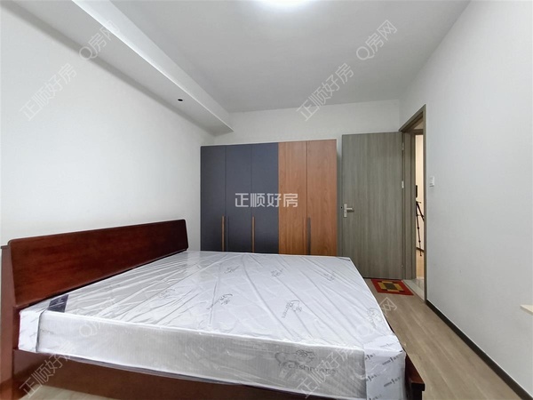 sCB9FEC1C293F4744BBC8854D19605DC4.jpg