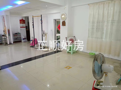 客厅