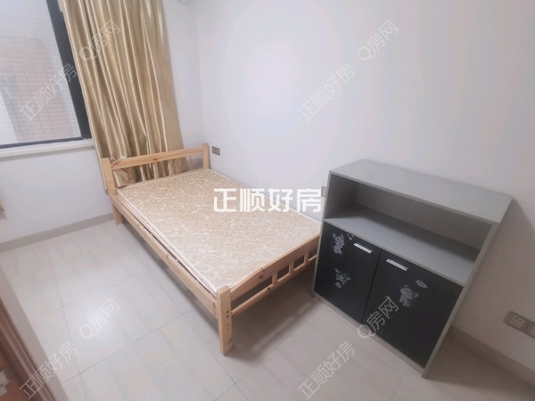 次卧
