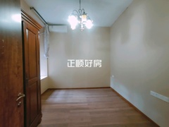 次卧