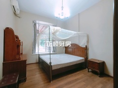 主卧