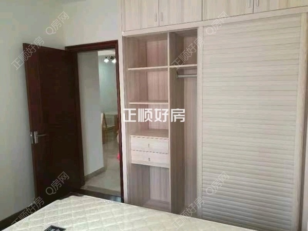 客厅