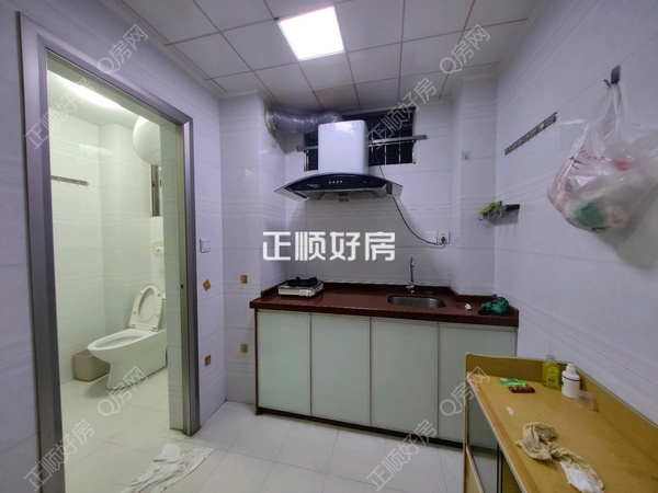 厨房