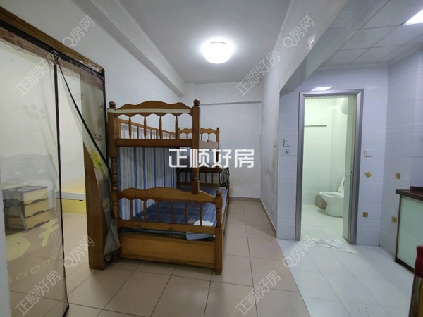 客厅