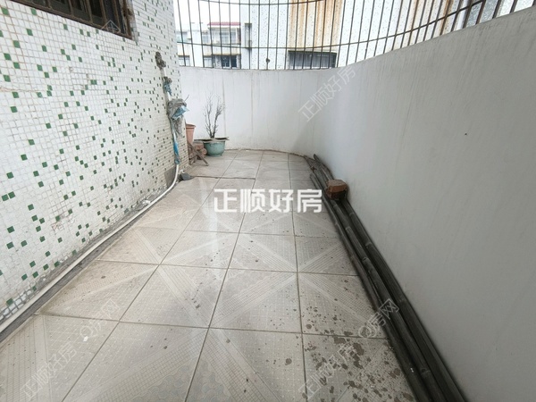 客厅