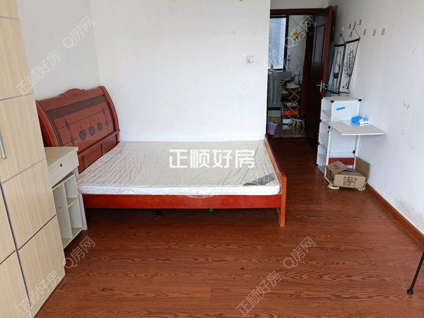 主卧