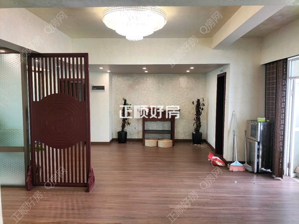 客厅
