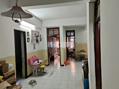 house_img