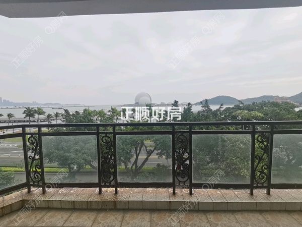 客厅
