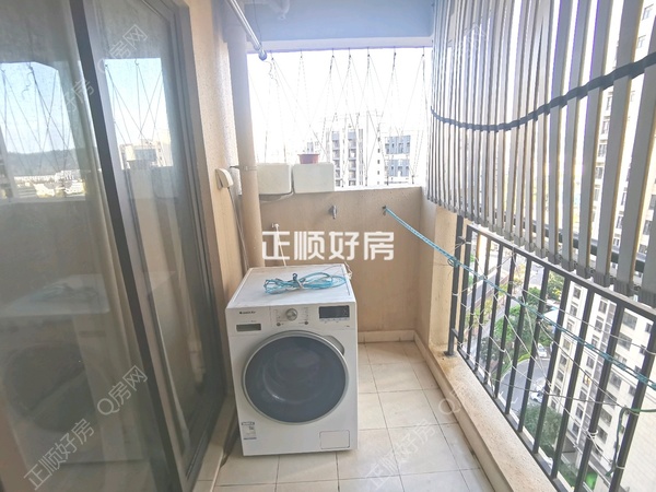 客厅
