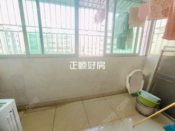 客厅