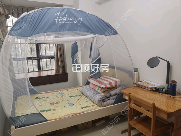 客厅