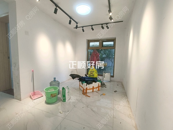 香溪兴苑3室2厅1卫在售房源图片