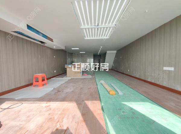 客厅