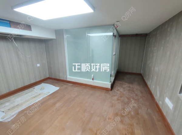 客厅