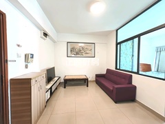 house_img