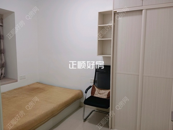 次卧