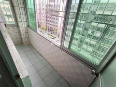 s01864CD0451C445C8C4942598820AF54.jpg