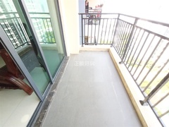 s0AB9180ECFD94DDA99507D1C2050AF4E.jpg