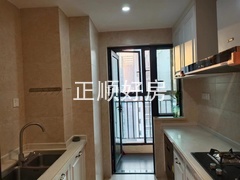 s10817DD6B7304E27BCF1A6BA662ADE9C.jpg