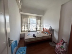 s10FF1650CB2D45F8ADDDB1139900CDB7.jpg