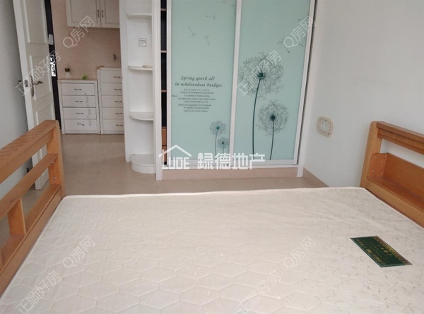 s32ECBD7BAB794B10A67B9EAD9B7562FA.jpg