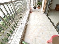 s63CB8A7AF0E248F3806F8B730895E1A6.jpg