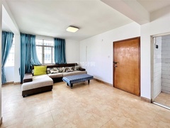 house_img
