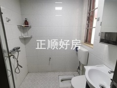 sCBC419A14D56452BAF3D8DB8F07434EC.jpg
