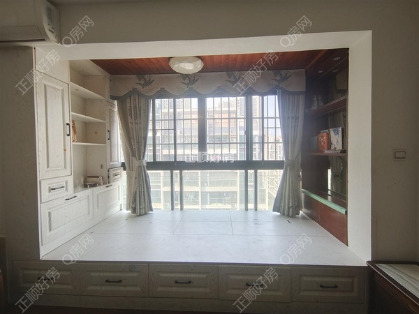 sE10D1E3A610F4CF29590ADA78ED245CF.jpg