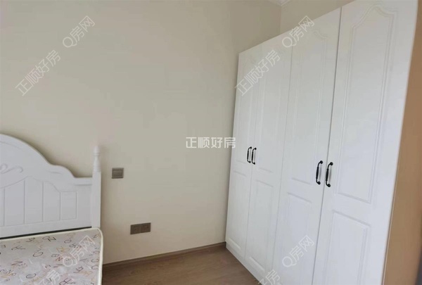 sF60ADAA92A2F44FD80417310BE32C4F3.jpg
