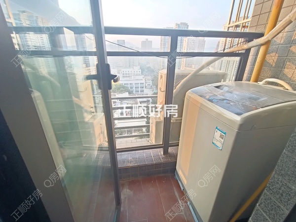 客厅