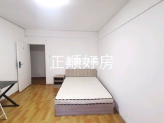 D房