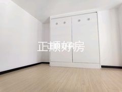 次卧