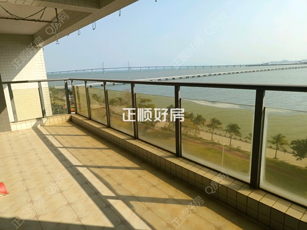 客厅