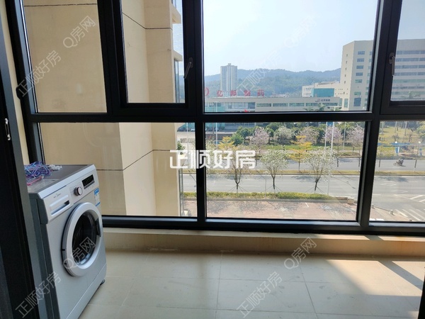客厅