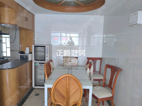客厅
