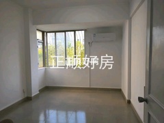 次卧